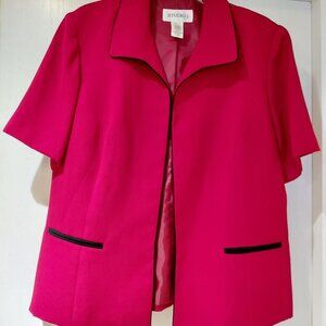 Red Studio I Short-Sleeve Women's Dress Jacket